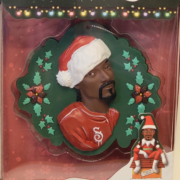 Snoop Dogg on the Stoop Wreath Christmas Ornament Holiday‎ Tree Decoration Gift - Picture 2 of 3